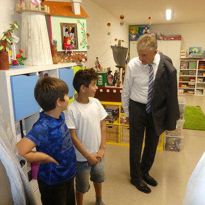 Innenminister Karl-Heinz Schr�ter in der ZABH