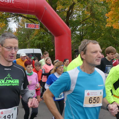 Start der L�ufer beim 11.Schlaubetal-Marathon am 20. Oktober