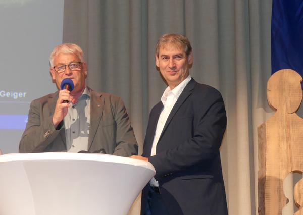 OB Peter Demmer (Saarlouis) und B&uuml;rgermeister Frank Balzer (Eisenh&uuml;ttenstadt) 