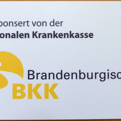 Neuer Defibrillator im Rathaus Eisenh�ttenstadt