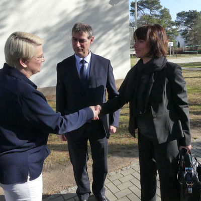 Ministerin Susanna Karawanskij besucht Eisenh�ttenstadt