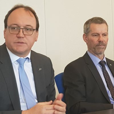 ArcelorMittal Eisenh�ttenstadt mit neuer Gesch�ftsf�hrung - Reiner Blaschek (links). Pierre Jacobs geht Ende April zur�ck nach Luxemburg.