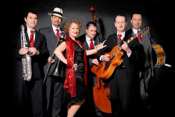 East Star Band
