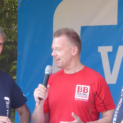 Er�ffnung der Veranstaltung durch B�rgermeister Frank Balzer und dem Gesch�ftsf�hrer der Stadtwerke, Robert B�swetter (Moderation Jens Herrmann, BB-Radio)