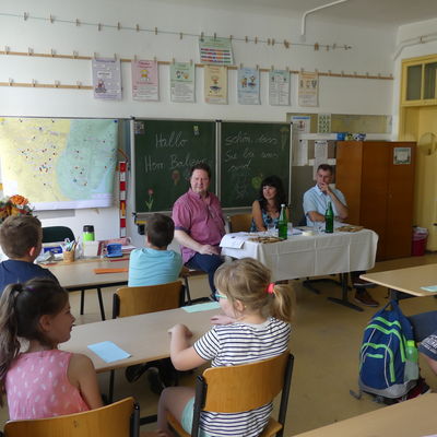Gespr�ch mit Sch�lern der Erich-Weinert-Grundschule (1)