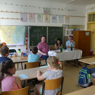 Gesprch mit Schlern der Erich-Weinert-Grundschule (1)