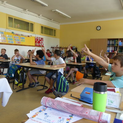 Die Sch�ler der Klassen 3a und 3b der Erich-Weinert-Grundschule hatten viele Fragen und W�nsche.