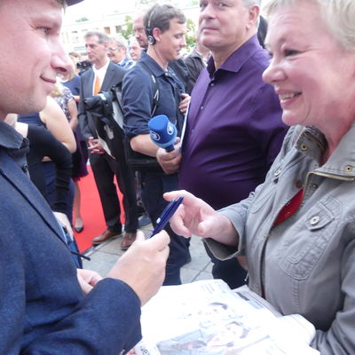 Filmpremiere in Eisenh�ttenstadt "Und der Zukunft zugewandt" 
