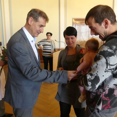 Babytaler-�bergabe im St�dtischen Krankenhaus