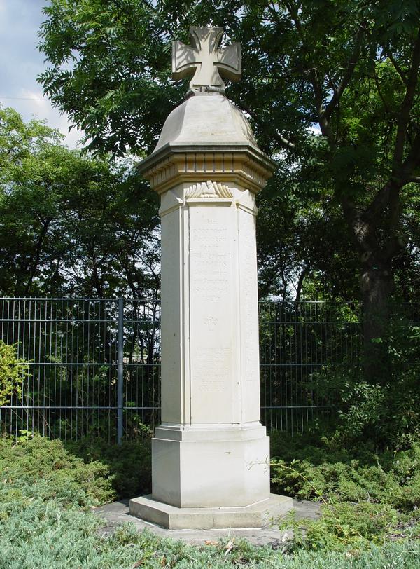 Kriegerdenkmal f&uuml;r die Gefallenen des 1. Weltkrieges in Sch&ouml;nflie&szlig;