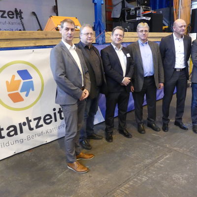 B�rgermeister Frank Balzer beim "Startzeit"-Rundgang
