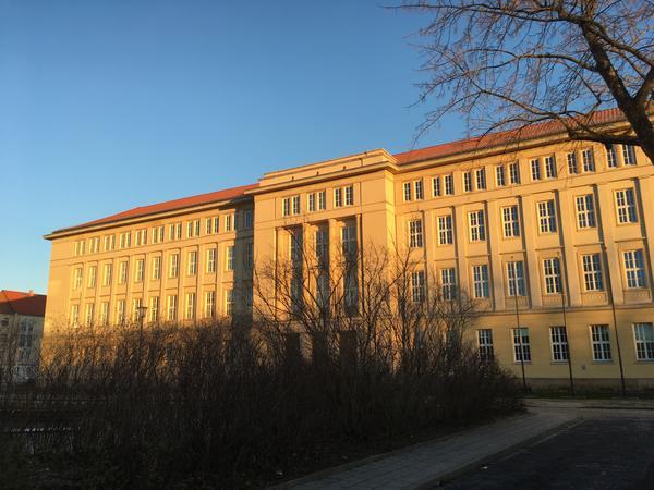 Rathaus Eisenh&uuml;ttenstadt