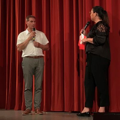 Filmvorabpremiere "Leben im Takt des Stahlwerks"
