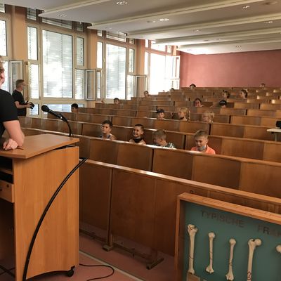 Kinder-Uni in Eisenh�ttenstadt