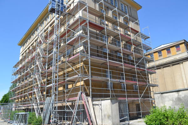 Arbeiten an der Fassade
