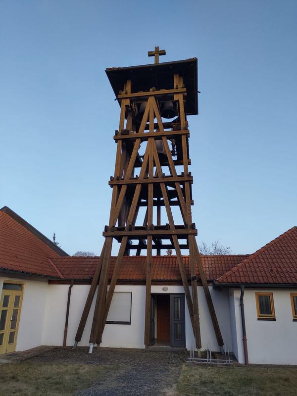 Glockenturm der Heilig Kreuz Kirche