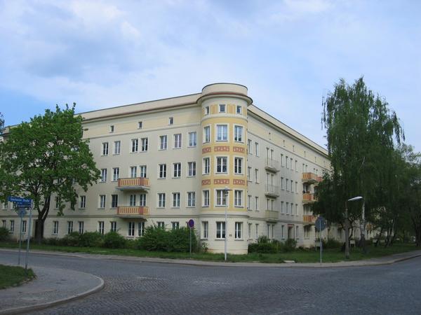 WK II, Saarlouiser Str. Erker nach Sanierung