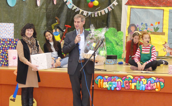 Geschenke zum Jubil�um der Astrid-Lindgren-Grundschule