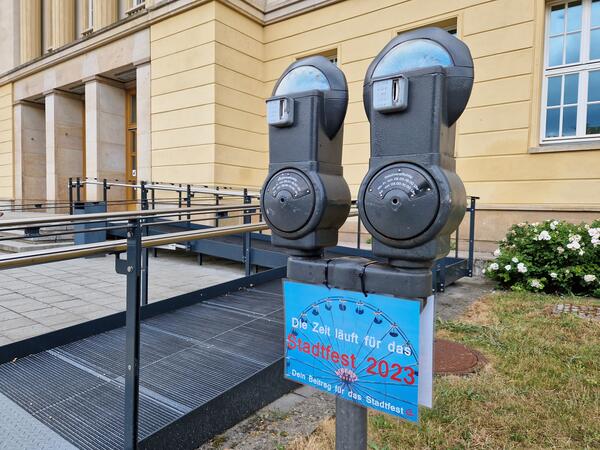 Parkuhr als Kunstaktion