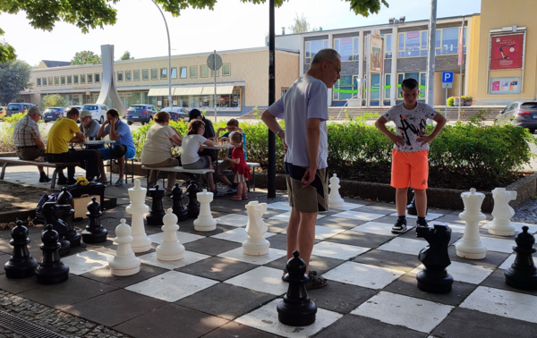 Schachfeld Lindenallee