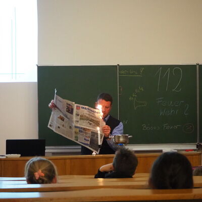 Kinderuni zum Thema Feuer